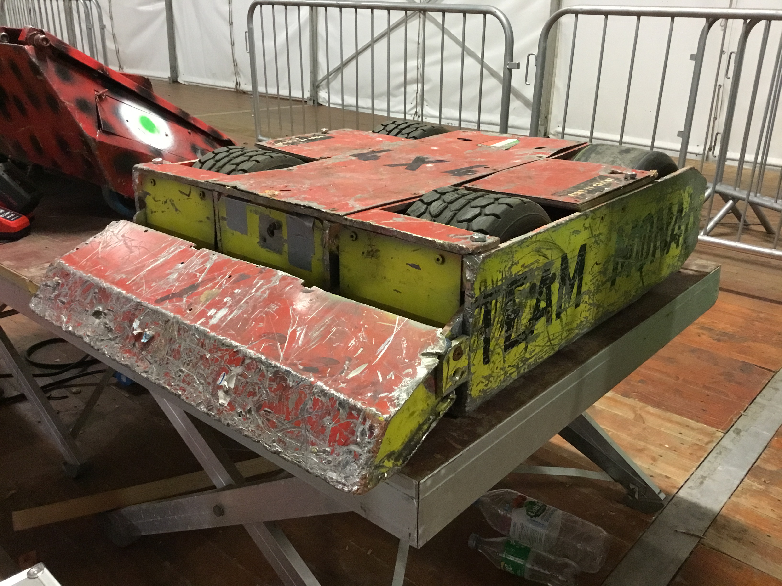 Competitor "4x4" at Bronebot Autumn Warmup