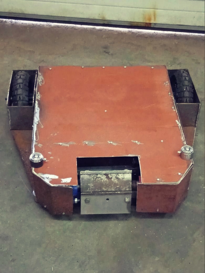 Competitor "Урал-Батыр" at Bitva Robotov 2023 Qualifier B