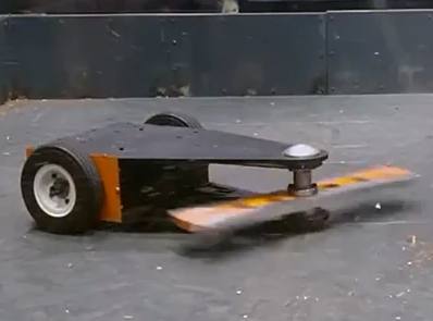 Competitor "刀锋陀螺" at King of Bots Season 1