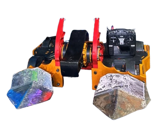 Competitor "Golden Fury" at Bitva Robotov 2024 Final