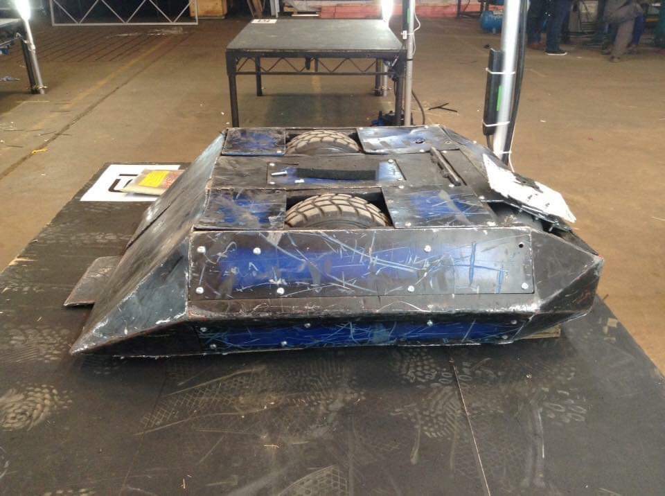 Competitor "Merlin" at Bronebot Autumn Warmup