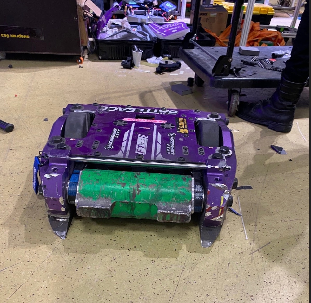 Competitor "废铁" at Bitva Robotov Super Final @ Games of the Future