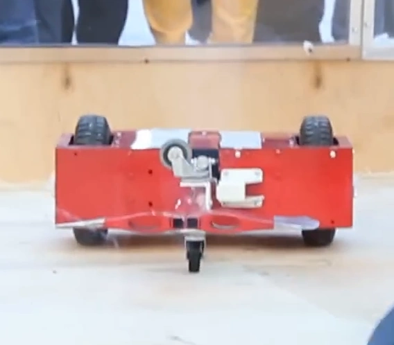 Competitor "Спасатель" at RoboSpring 2014