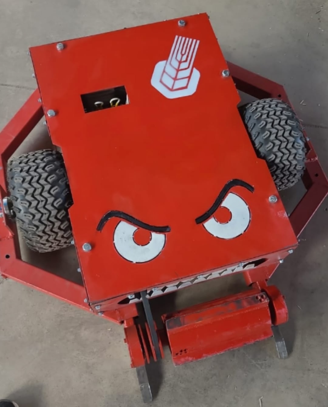 Competitor "Безумный Фермер" at Bitva Robotov 2025 Qualifier A