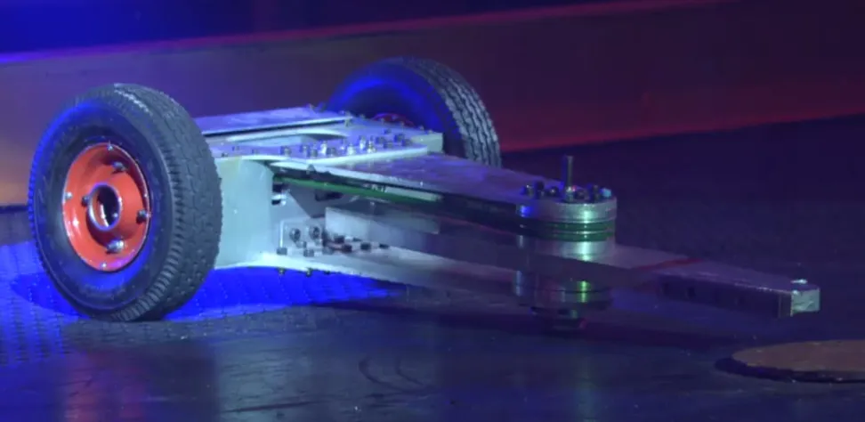 Competitor "탱구" at EBS Robot Power (2009)