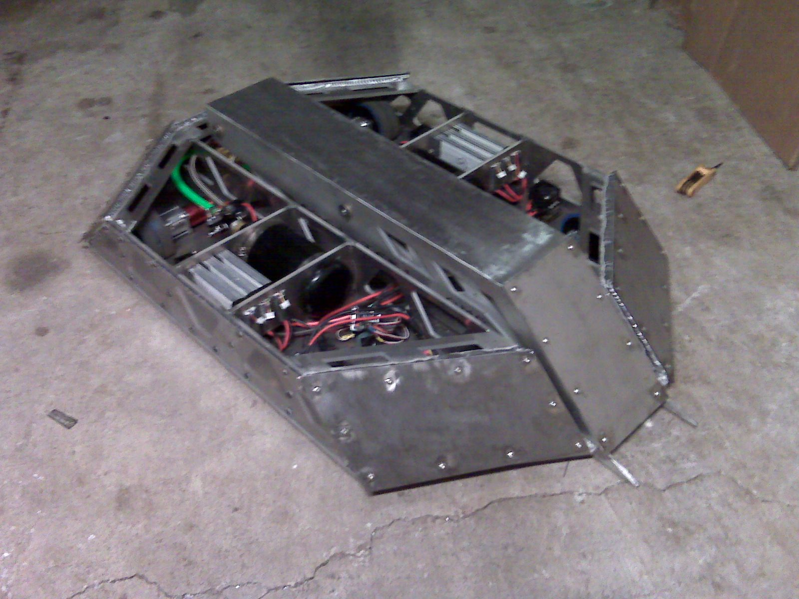 Competitor "Slingshot" at BattleBots 2009