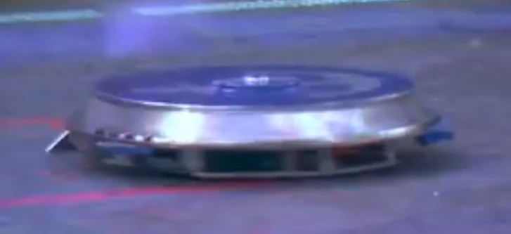 Competitor "锚与盾" at This is Fighting Robots