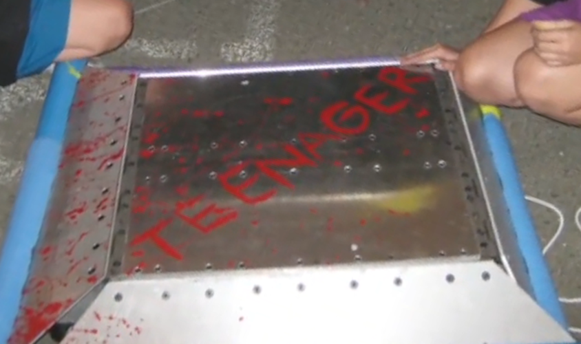Competitor "Teenager" at BattleBots 2009