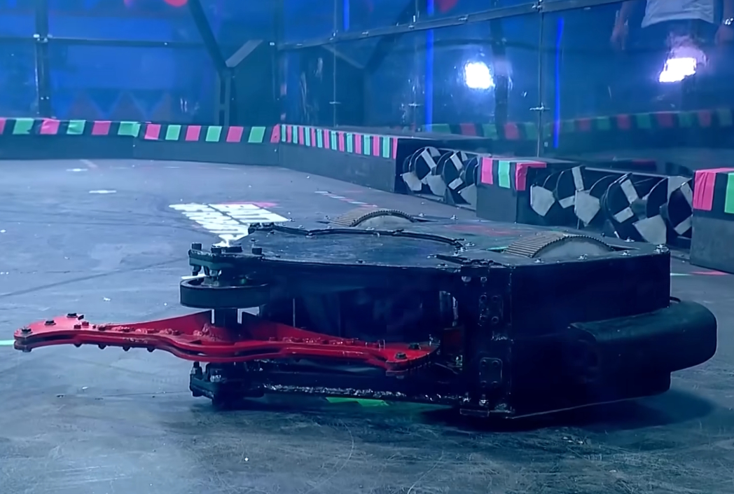 Competitor "Tohid" at Bitva Robotov Super Final @ Games of the Future