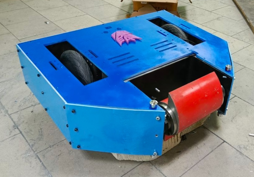 Competitor "Фотон" at Bitva Robotov 2025 Qualifier C