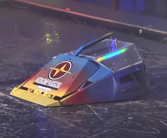 Competitor "Комета" at Bitva Robotov Sochi 2017