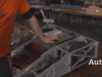 Competitor "Lunch Box" at BattleBots 2009