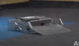 Competitor "Das Bot" at BattleBots 2009