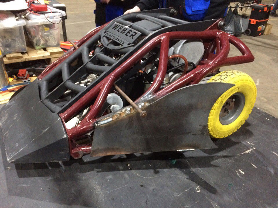 Competitor "Weber" at Robot Wars World Series: Episode 2