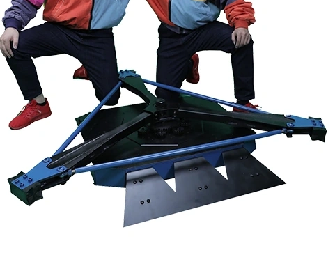 Competitor "旋风斩" at King of Bots Season 1