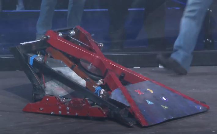 Competitor "Пневмотрон" at Bitva Robotov Perm 2016