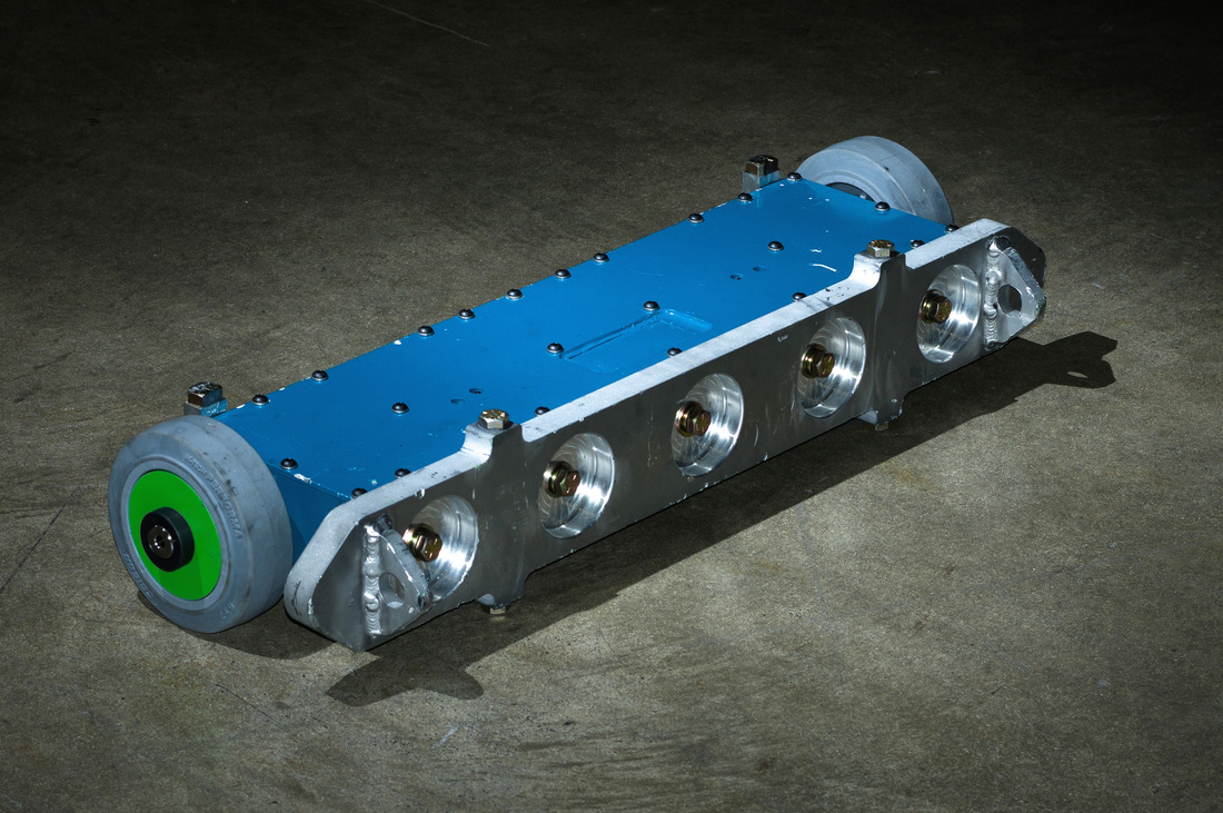 Competitor "Blue" at RoboGames 2012