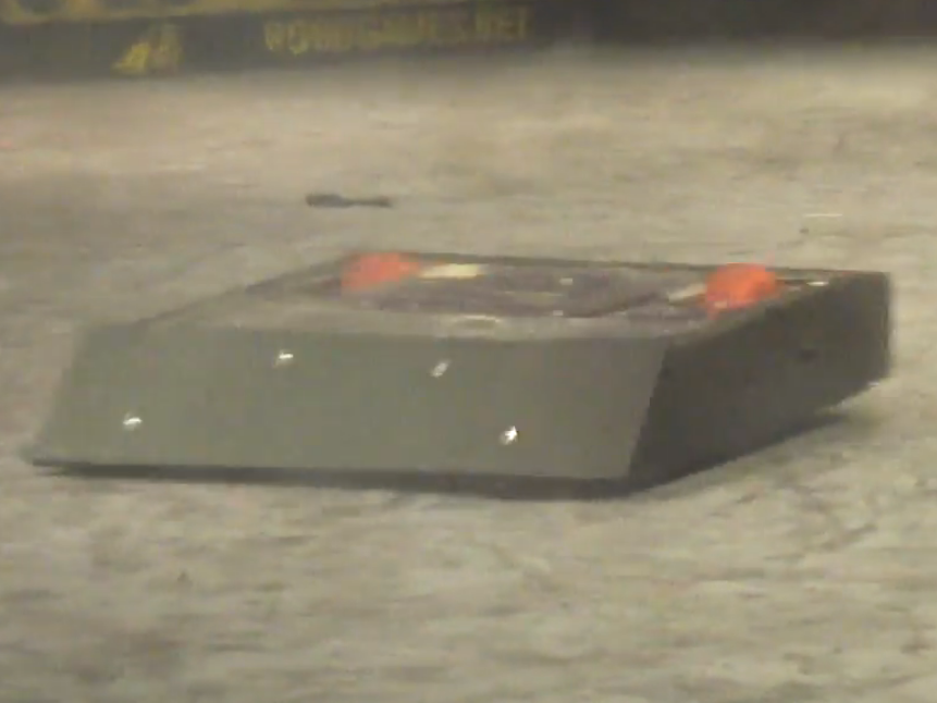 Competitor "Kick Me" at RoboGames 2012